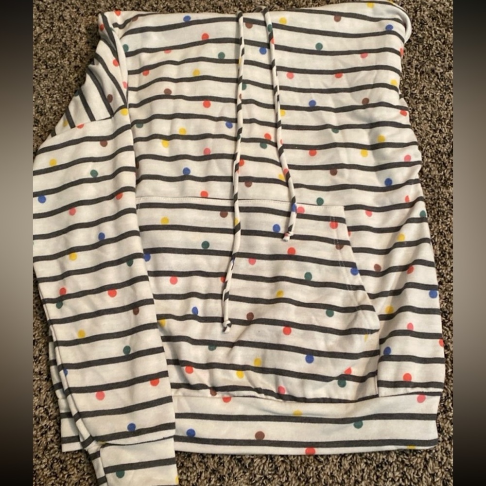 Light weight hoodie